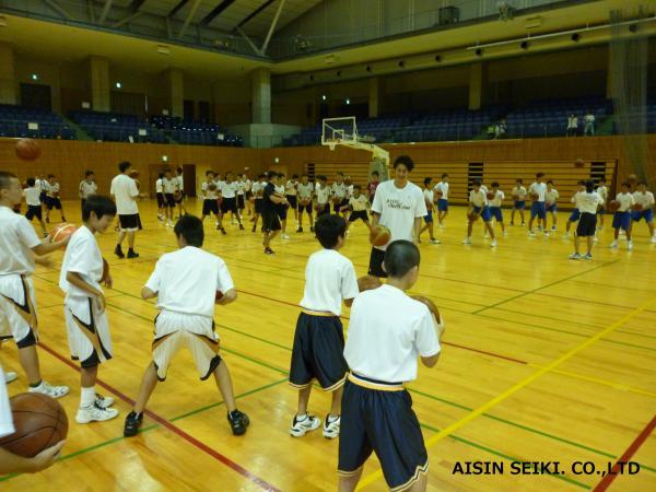 地域貢献活動 刈谷キラキラ教室にてバスケクリニックを開催しました シーホース三河